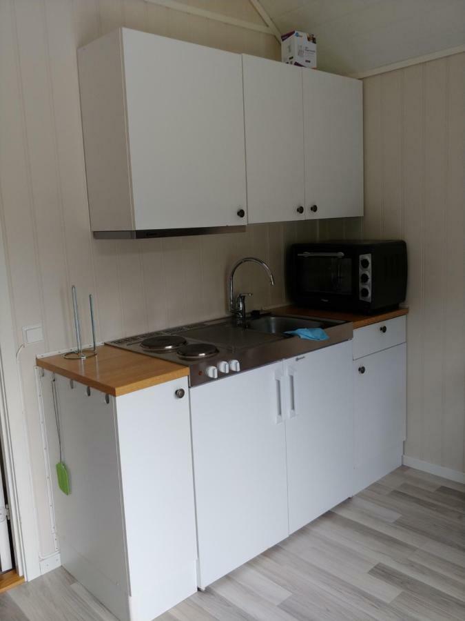 Nedre Amla Fjord Apartment Kaupanger Esterno foto