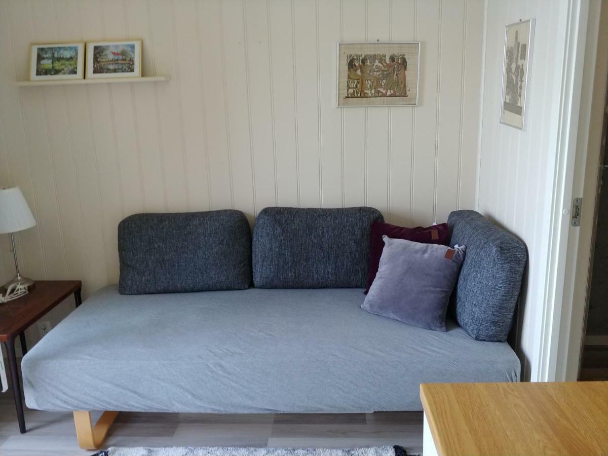 Nedre Amla Fjord Apartment Kaupanger Esterno foto